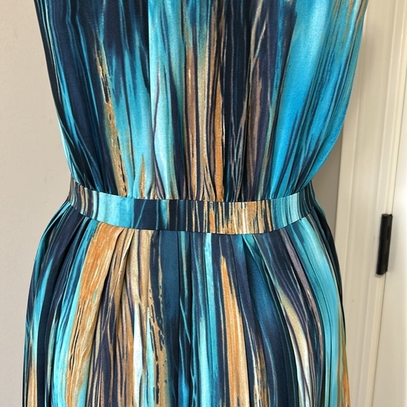 Paper Crown Striped Blue and Tan Midi Dress - Picture 11 of 16